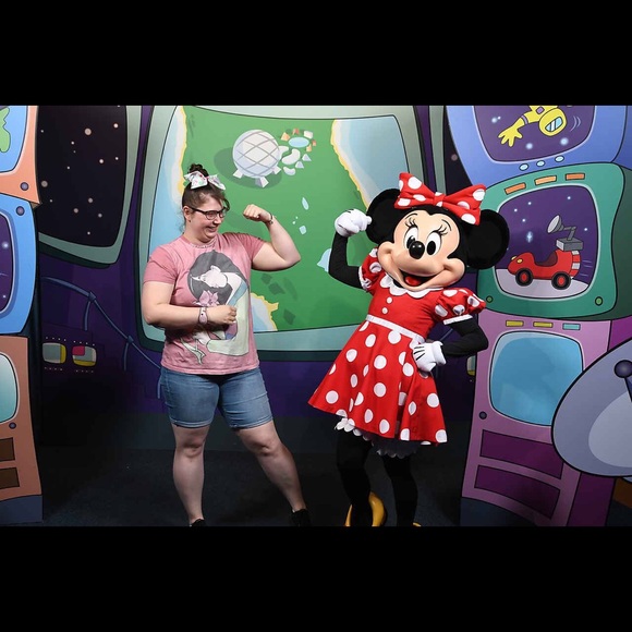 Meet your Posher, Gaby - Picture 1 of 1